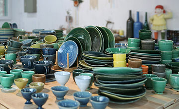 Ceramic stains